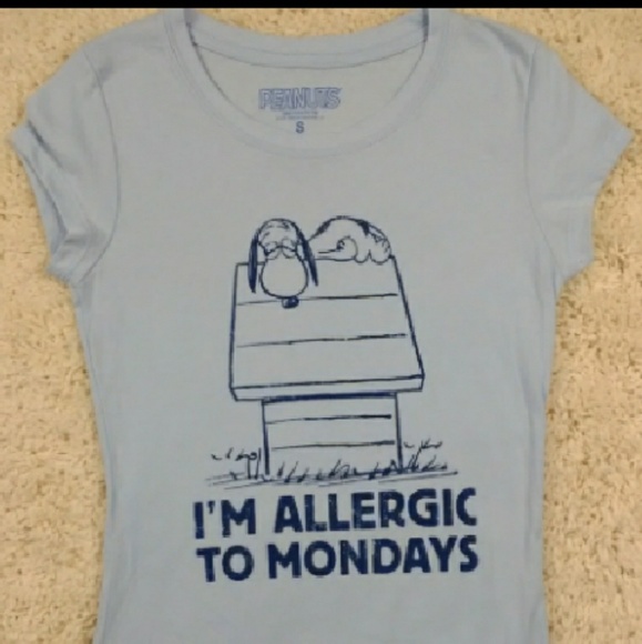 Peanuts Tops - NWOT ADULT SMALL SNOOPY MONDAYno GRAPHIC TEE